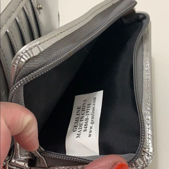 Lane Bryant gemline silver wallet - Picture 8 of 8